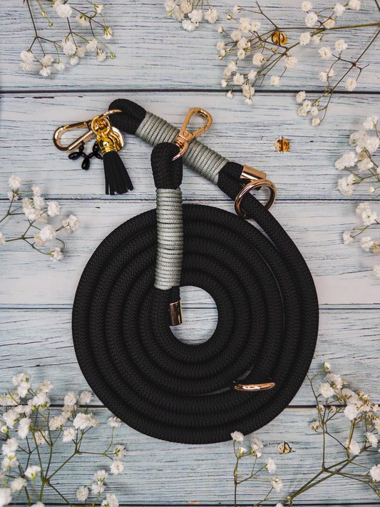 Premium rope leash for puppies and small dogs.